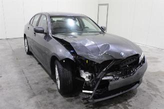 BMW 3-serie 320 picture 2