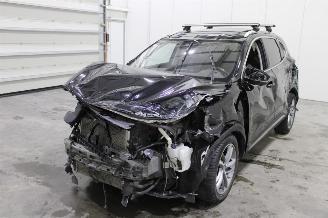 Vaurioauto  passenger cars MG EHS  2021/12