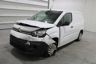 Coche accidentado Citroën Berlingo  2023/4