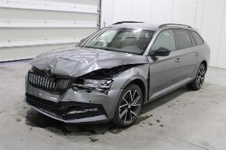 Schadeauto Skoda Superb  2023/4