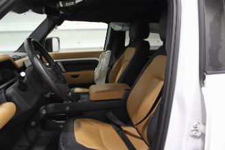 Land Rover Defender  picture 11