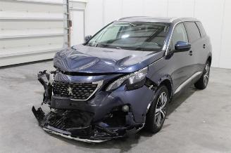 krockskadad bil auto Peugeot 5008  2018/5