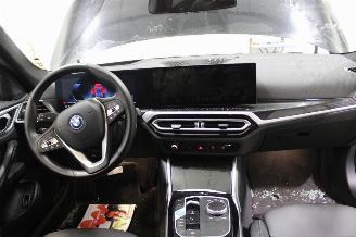 BMW i4  picture 9