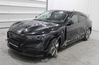 uszkodzony samochody osobowe Ford Mustang Mach-e  2024/7