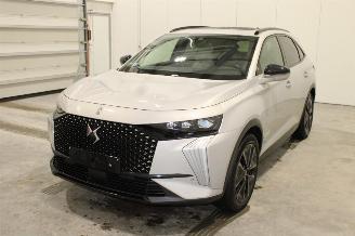 damaged passenger cars DS Automobiles DS 7 Crossback DS7 Crossback 2023/7