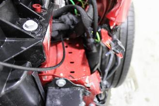 Peugeot 208  picture 24