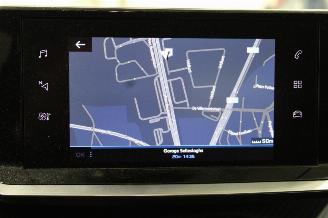 Peugeot 208  picture 14