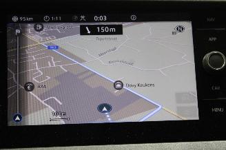 Volkswagen Transporter T6 picture 12