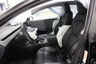 Tesla Model 3  picture 12