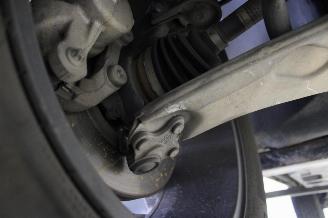 Peugeot 2008  picture 17