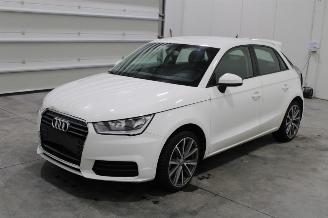 Vaurioauto  passenger cars Audi A1  2017/5