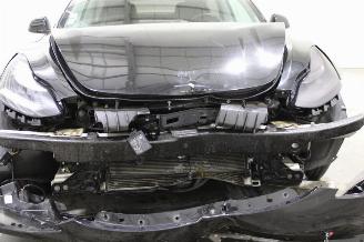 Tesla Model 3  picture 5