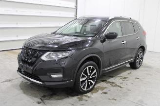 Damaged car Nissan X-Trail  2021/9