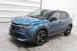 Voiture accidenté Alfa Romeo Junior  2025/6