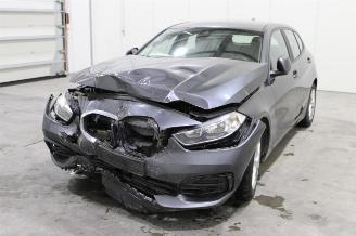 Auto incidentate BMW 1-serie 118 2019/10