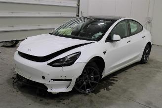 Voiture accidenté Tesla Model 3  2023/3