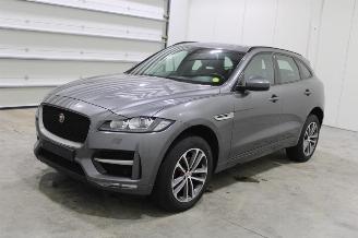 krockskadad bil auto Jaguar F-Pace  2017/6