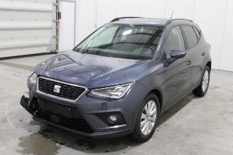 krockskadad bil auto Seat Arona  2020/2