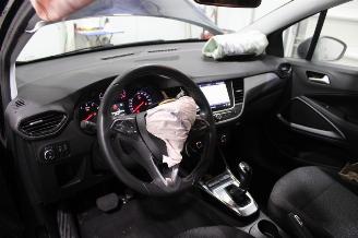 Opel Crossland X picture 10