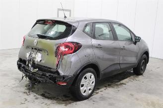 Renault Captur  picture 3
