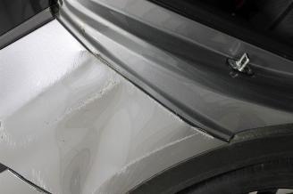 Peugeot 2008  picture 21