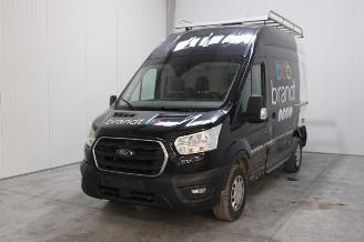 krockskadad bil auto Ford Transit  2019/8