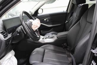 BMW 3-serie 320 picture 10