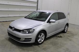 Coche siniestrado Volkswagen Golf  2014/9