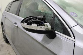 Volkswagen Passat  picture 14