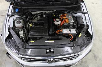 Volkswagen Passat  picture 19