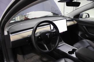 Tesla Model 3  picture 9