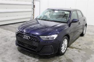 Schadeauto Audi A1  2021/1