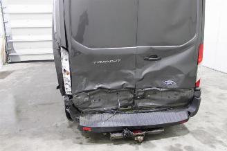 Ford Transit  picture 7