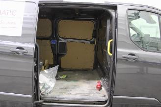 Ford Transit  picture 15