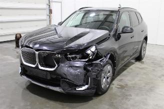 Unfallwagen BMW iX1  2025/6