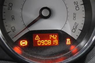 Peugeot 308  picture 12