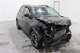 Volkswagen T-Cross  picture 2