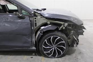 Volkswagen Golf  picture 5