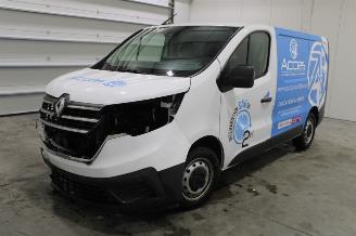 Coche accidentado Renault Trafic  2023/10