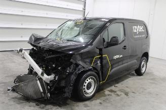 Salvage car Opel Combo  2022/1