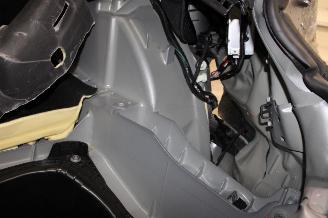 Tesla Model Y  picture 23