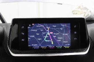 Peugeot 2008  picture 13