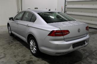 Volkswagen Passat  picture 4