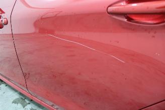 Peugeot 208  picture 8