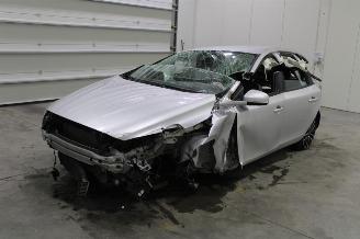 Vrakbiler auto Volvo V-40 V40 2019/8