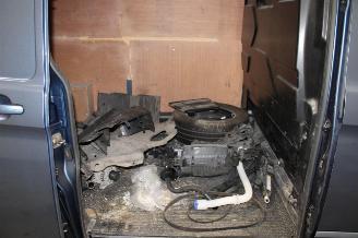 Ford Transit  picture 12