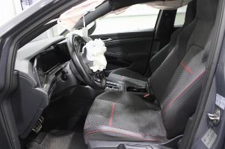 Volkswagen Golf  picture 11