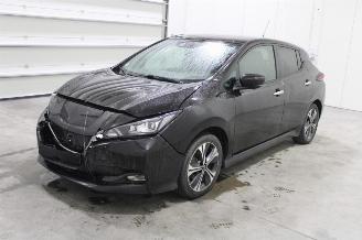 Voiture accidenté Nissan Leaf  2018/10