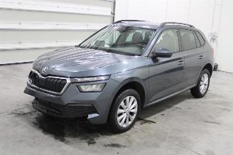 krockskadad bil auto Skoda Kamiq  2022/1