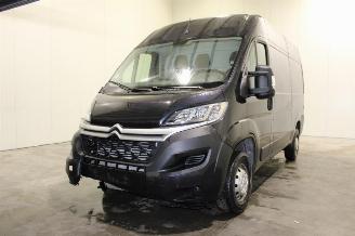 krockskadad bil auto Citroën Jumper  2023/4